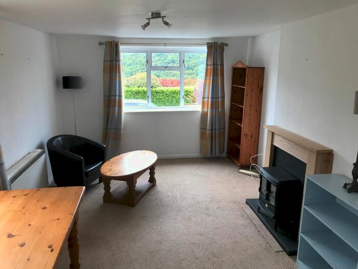 1 Bedroom Flat To Rent In St.Andrews Close, Calstock, PL18