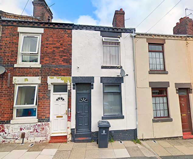 2 Bedroom Terraced House For Sale In Lowther Street, Stoke-On-Trent, ST1