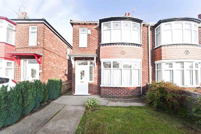 3 Bedroom Semi-Detached House For Sale In Kyle Avenue, Hartlepool, TS25