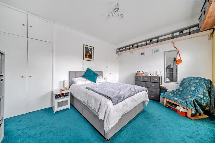 1 Bedroom Flat For Sale In Mill Lane, Wareham, BH20 - Photo 8