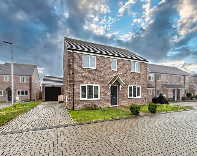 4 Bedroom Detached House For Sale In Plasnewydd Walk, Llantwit Major, CF61