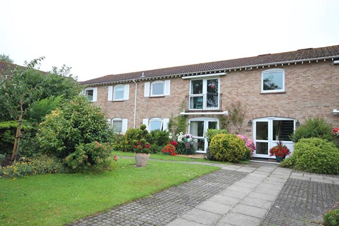 3 Bedroom Apartment To Rent In Belmore Lane, Lymington, SO41