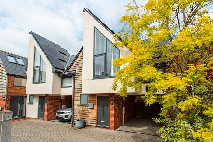 2 Bedroom Semi Detached House For Sale In Northgate, Canterbury, Kent, CT1
