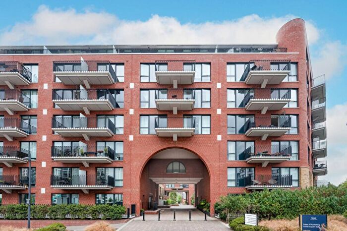 2 Bedroom Flat To Rent In Thunderer Walk, Woolwich Riverside, London, SE18