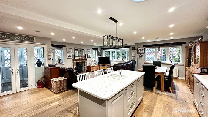 4 Bedroom Detached House For Sale In Robin Down Lane, Mansfield, NG18