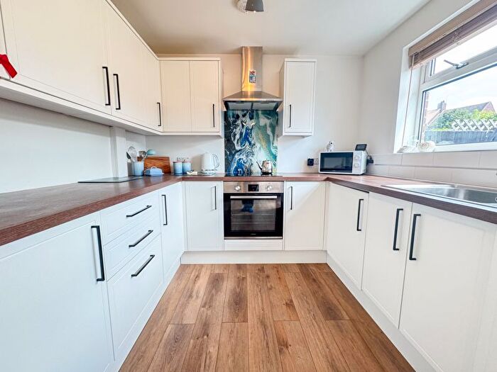 2 Bedroom Semi-Detached House For Sale In Maple Springs, Waltham Abbey, EN9
