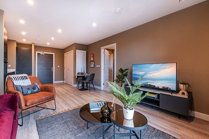 1 Bedroom Flat To Rent In Hove Central, Boulevard Place Brighton, BN3