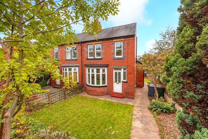 3 Bedroom Semi-Detached House For Sale In Midland Road, Royston, Barnsley, S71