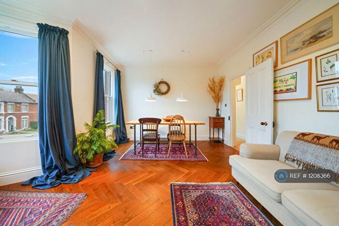 2 Bedroom Flat To Rent In Claremont Road, London, E7