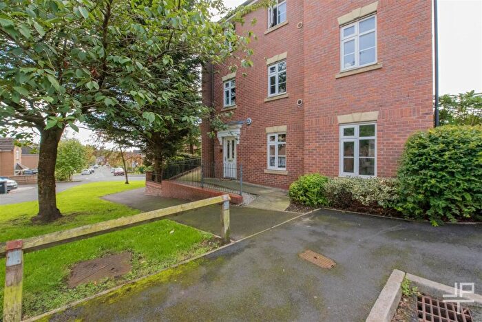 2 Bedroom Apartment To Rent In Gadbury Fold, Atherton, Manchester, M46