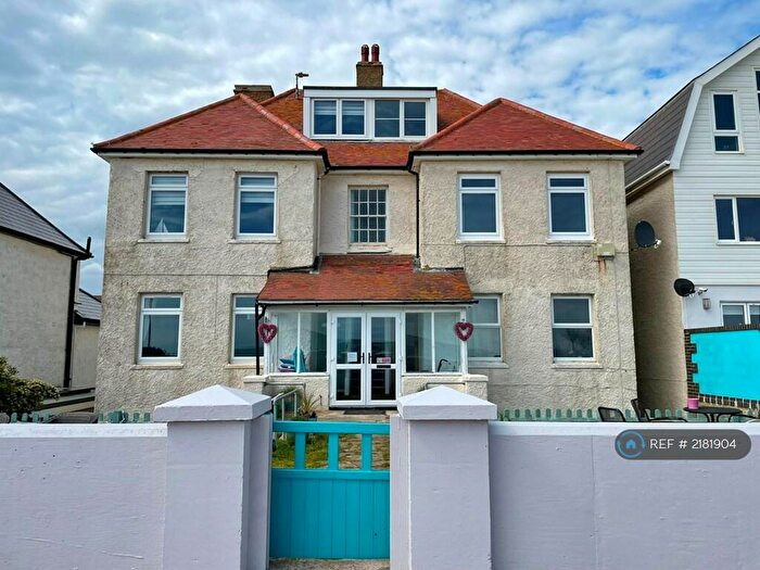 1 Bedroom Flat To Rent In Marine Parade, Hythe, CT21