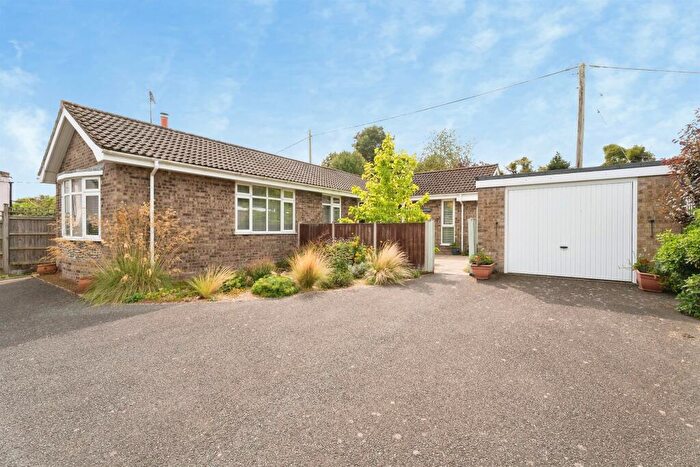 3 Bedroom Detached Bungalow For Sale In Norwich Road, Corpusty, Norwich, NR11