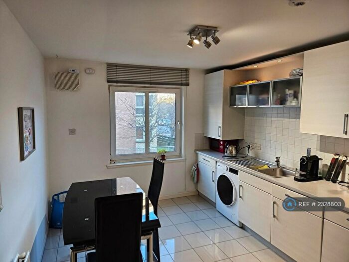 2 Bedroom Flat To Rent In Constitution Street, Aberdeen, AB24