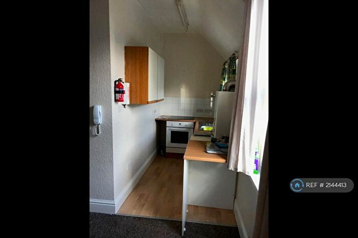 1 Bedroom Flat To Rent In Colwyn Bay, Colwyn Bay, LL29