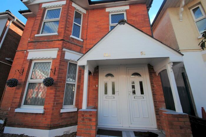 2 Bedroom Flat To Rent In Acland Road, BH9