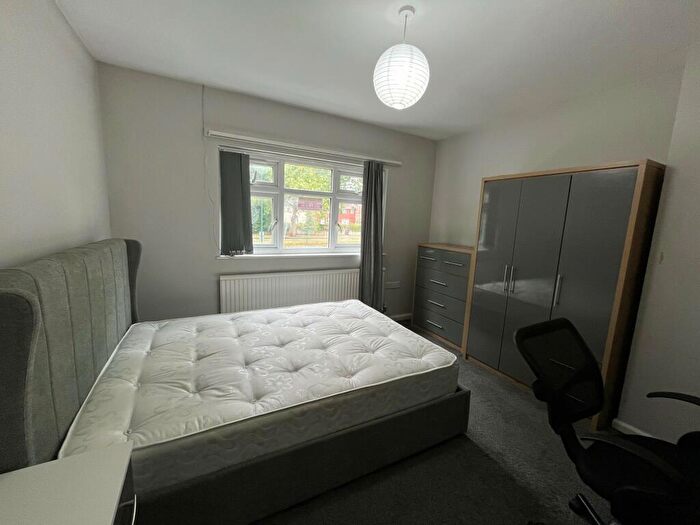 1 Bedroom House To Rent In Woodside Road, Beeston, NG9