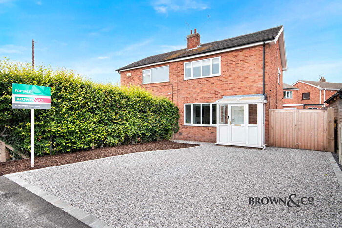 2 Bedroom Semi-Detached House For Sale In Camborne Crescent, Retford, DN22