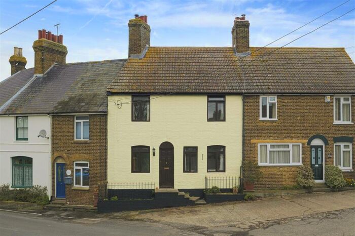 3 Bedroom Terraced House For Sale In Brunswick Cottages, Conyer, ME9