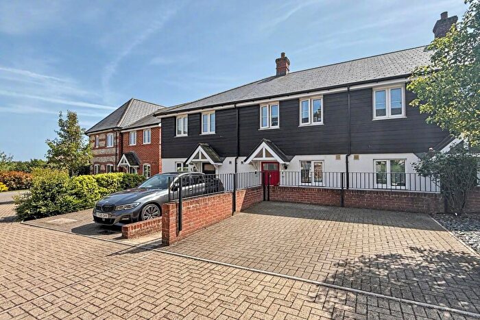 3 Bedroom Terraced House To Rent In Sixpenny Handley, SP5