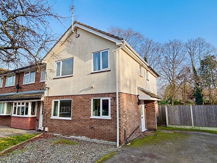 2 Bedroom End Of Terrace House For Sale In Haybarn Close, Littlethorpe, Leicester, Leicestershire., LE19