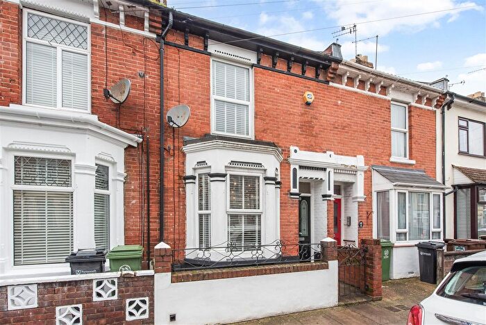 2 Bedroom Terraced House For Sale In Highgate Road, Portsmouth, PO3