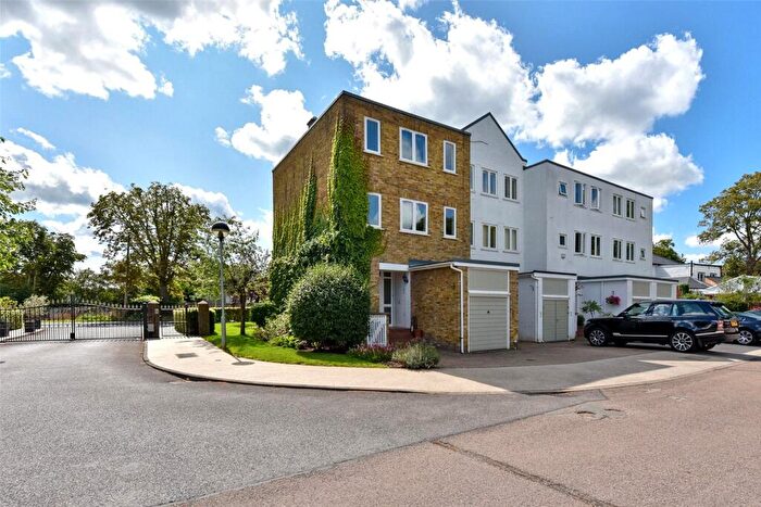 3 Bedroom End Of Terrace House For Sale In Braybank, Bray, Maidenhead, Berkshire, SL6