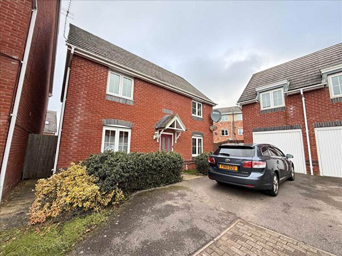 4 Bedroom Detached House For Sale In Rochester Road, Corby, NN18