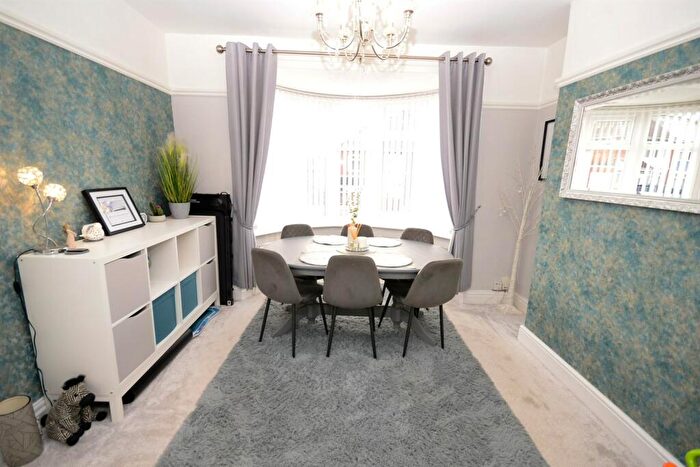 2 Bedroom Semi-Detached House For Sale In Grange Terrace, Gateshead, NE9