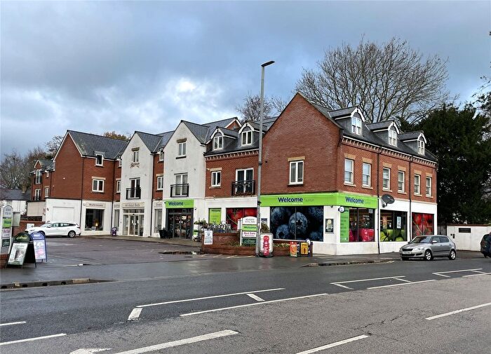 2 Bedroom Flat To Rent In Belvedere Gardens, Station Road, Taunton, Somerset, TA1