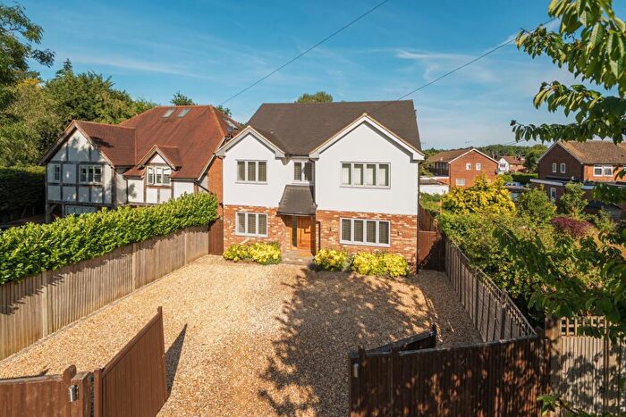 4 Bedroom Detached House For Sale In Guildford Road, Milford, Godalming, Surrey, GU8