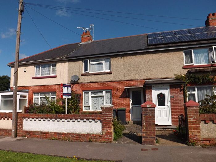 2 Bedroom Property To Rent In Shaftesbury Avenue, Waterlooville, PO7