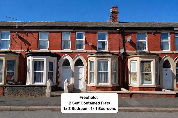 4 Bedroom Flat For Sale In Regent Rd, Blackpool, Blackpool, FY1