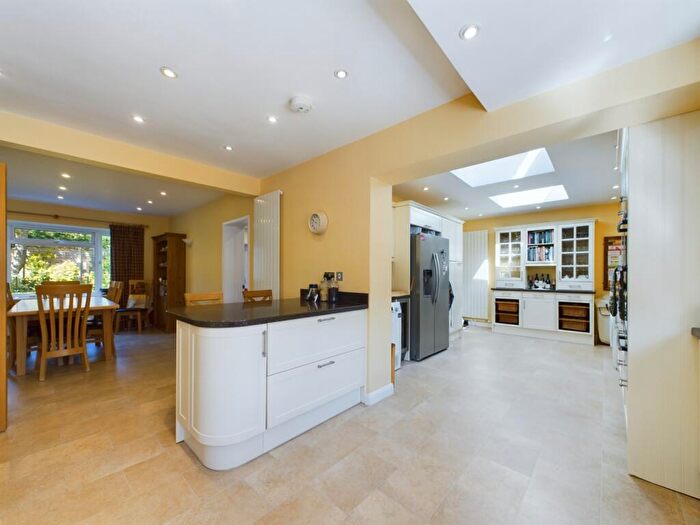 4 Bedroom Detached House For Sale In Long Copse Close, Bookham, Leatherhead, KT23