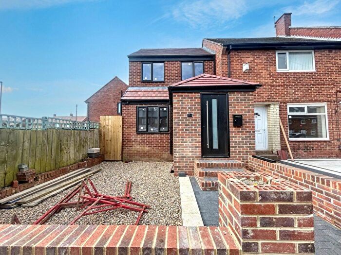 2 Bedroom End Of Terrace House To Rent In Netherton Avenue, North Shields, Tyne And Wear, NE29