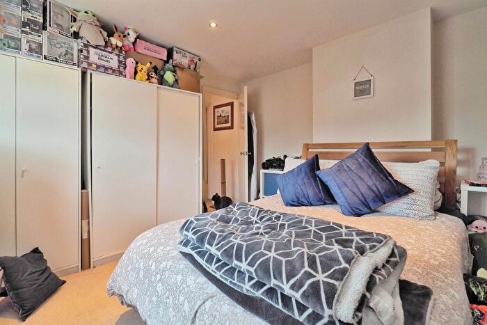 1 Bedroom Flat For Sale In Gorringe Road, Salisbury, SP2