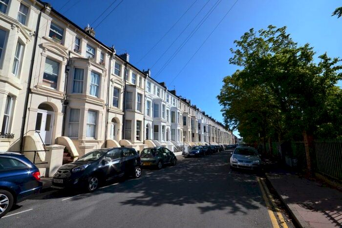 1 Bedroom Flat To Rent In Walpole Terrace, Brighton, BN2