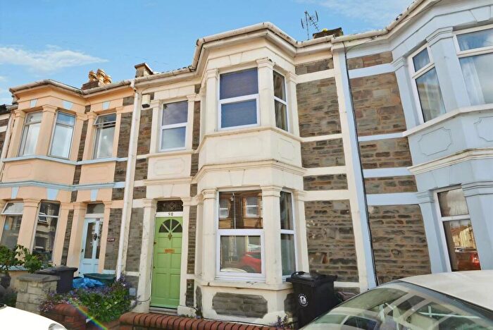 2 Bedroom Terraced House For Sale In Hayward Road, Redfield, Bristol, BS5