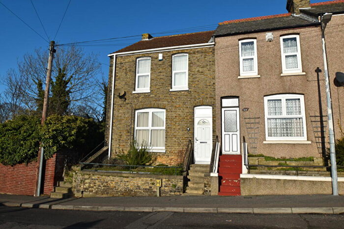 2 Bedroom End Of Terrace House To Rent In College Road, Ramsgate, CT11