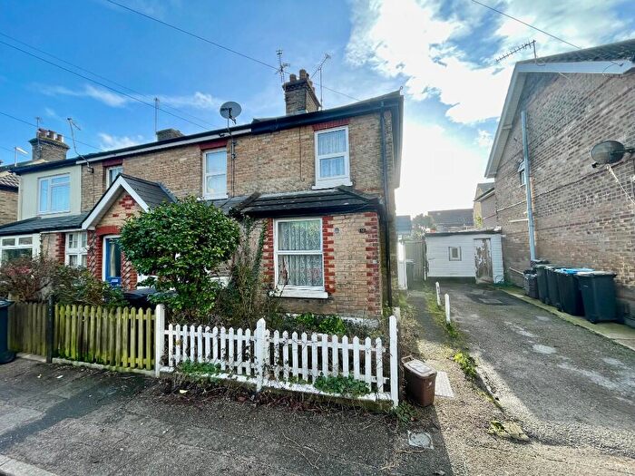 2 Bedroom End Of Terrace House For Sale In North Road, Bournemouth, Dorset, BH7
