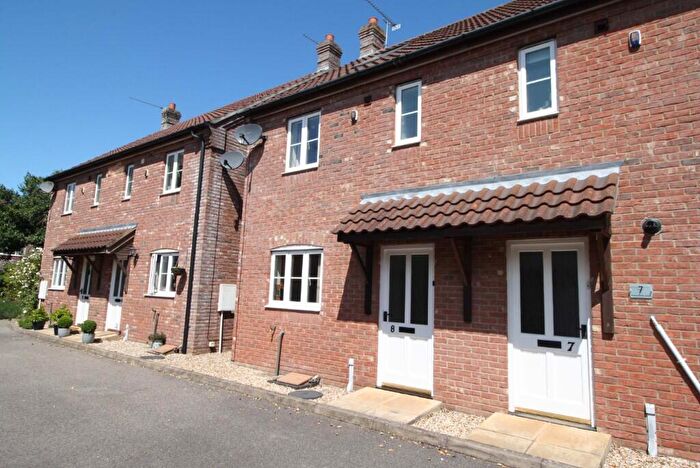3 Bedroom Semi-Detached House To Rent In Glaven Hale Close, Holt, Norfolk, NR25
