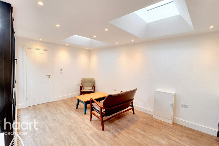 2 Bedroom Semi Detached House To Rent In Stanton Road, Croydon, CR0