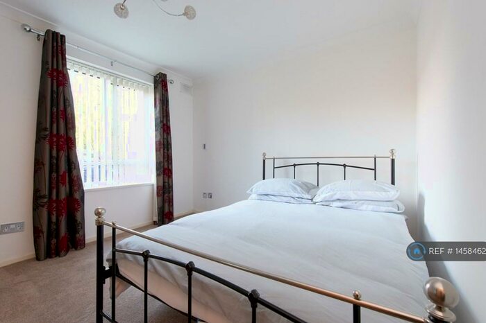 1 Bedroom Flat To Rent In Bradwell Court, Hutton, Brentwood, CM13