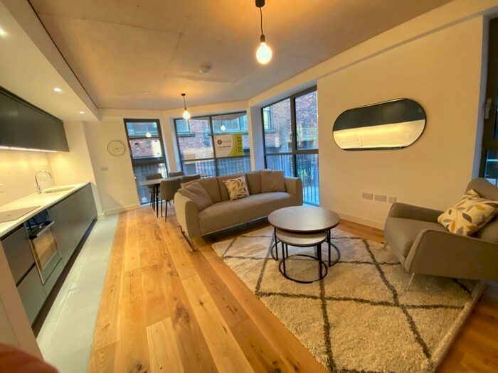 2 Bedroom Apartment To Rent In Finlay's Yard, Mangle Street, M1