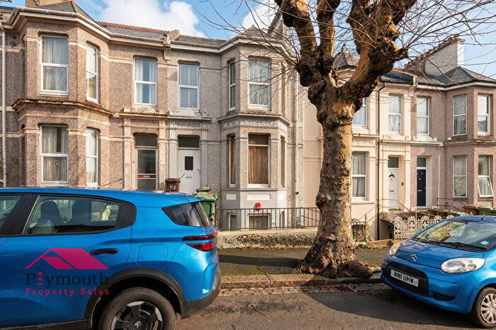 2 Bedroom Flat For Sale In Greenbank Avenue, Plymouth, PL4