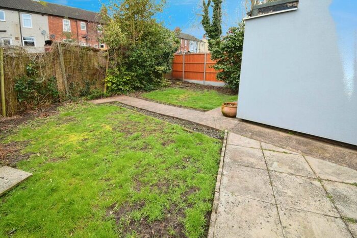 3 Bedroom Semi-Detached House For Sale In Hollow Crescent, Radford, Coventry, CV6