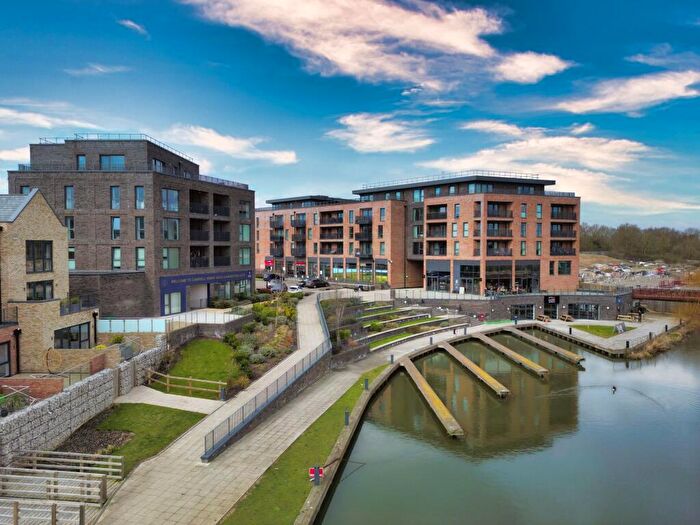 2 Bedroom Apartment For Sale In Campbell Wharf, Milton Keynes, MK9