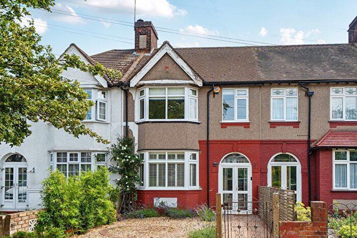 3 Bedroom Terraced House For Sale In Milborough Crescent, Lee, SE12
