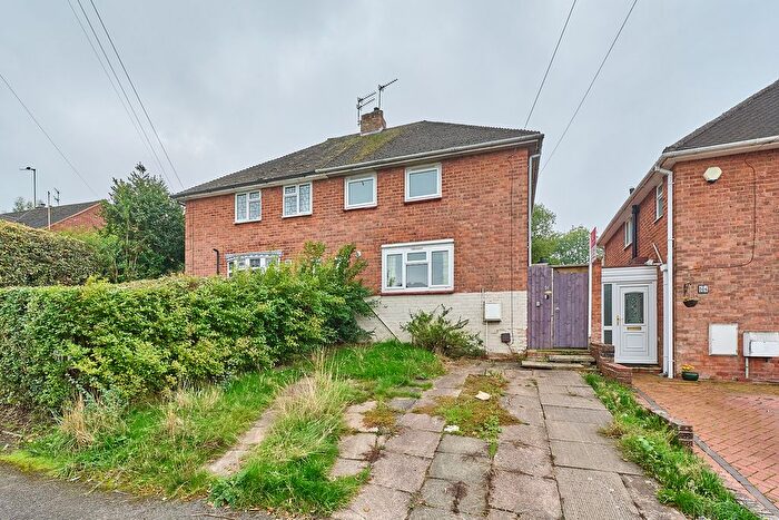Semi-Detached House For Sale In Bull Lane, Wombourne, Wolverhampton, Staffordshire, WV5