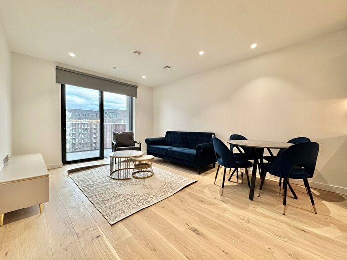 1 Bedroom Flat To Rent In Bella House, Pilot Walk, Greenwhich Peninsula, London, SE10