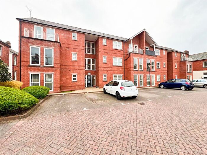 2 Bedroom Flat For Sale In Willow Drive, Cheddleton, ST13